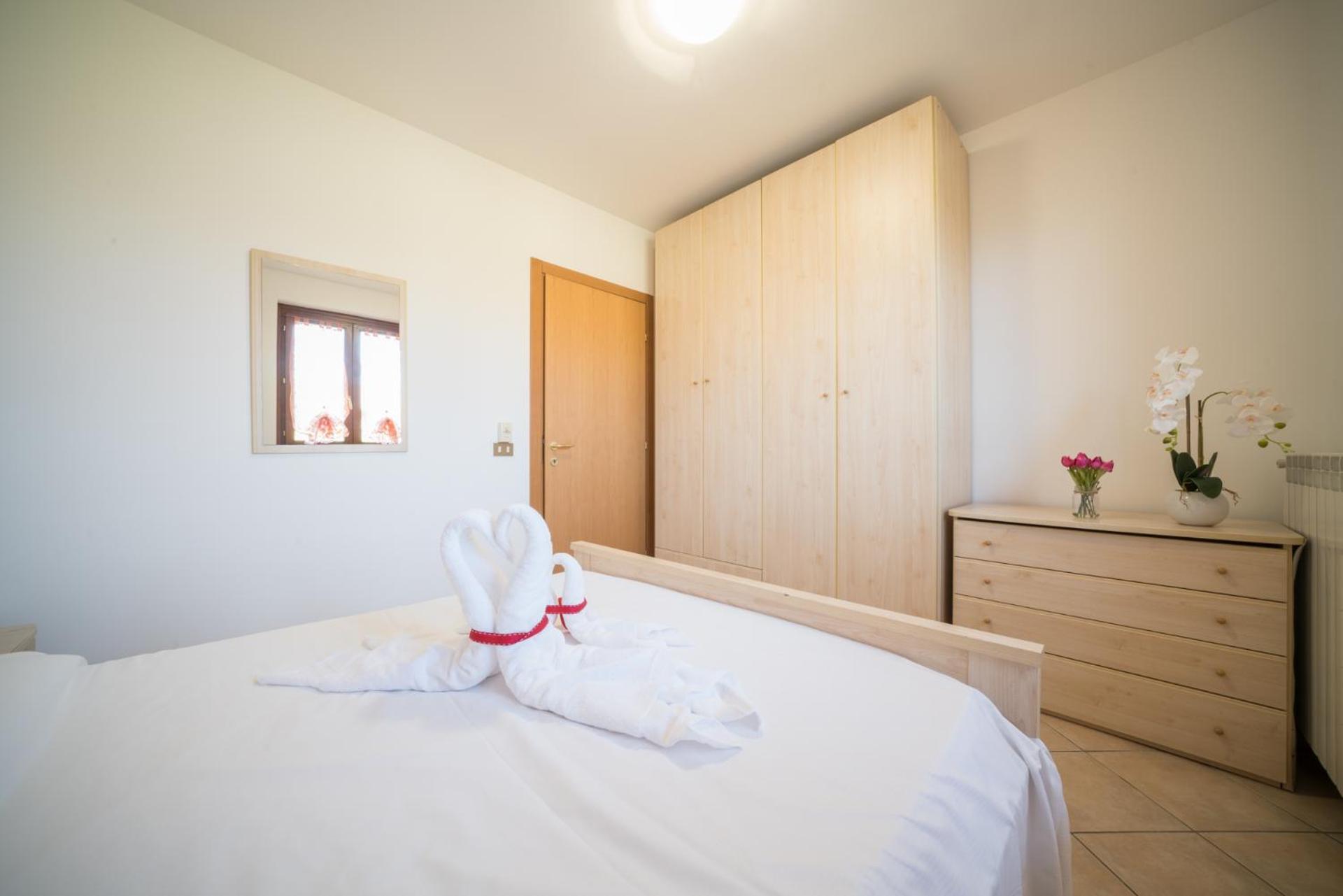 Gardappartamenti - Cascinale With Terrace Desenzano del Garda Exterior foto